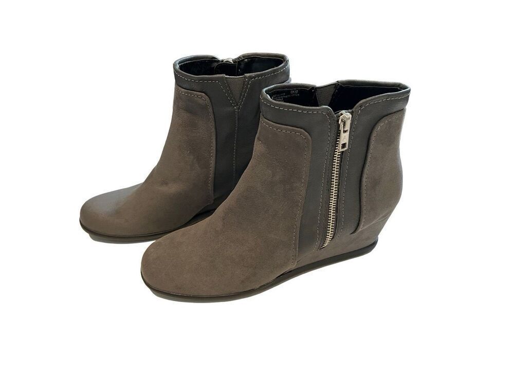 NWOT Aerosoles gray “suede” ankle wedge boots - 8.5